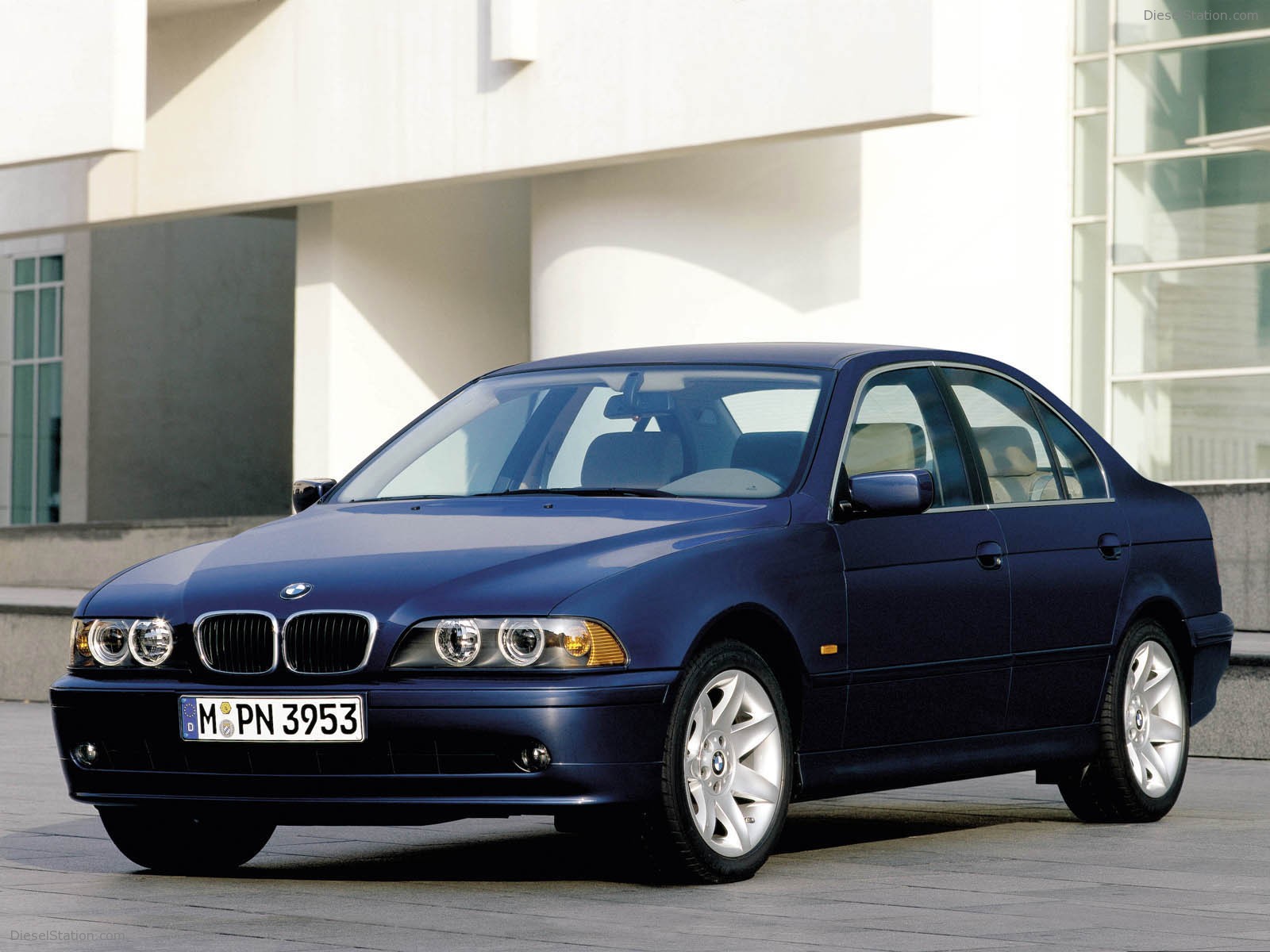 BMW 5 Series (1996)